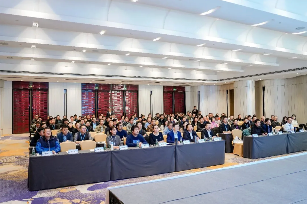 “具身智能机器人产教融合基地”项目启动会暨项目建设交流研讨会在上海召开